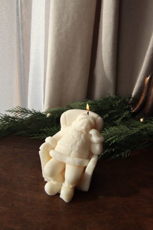 SLEEPING SANTA